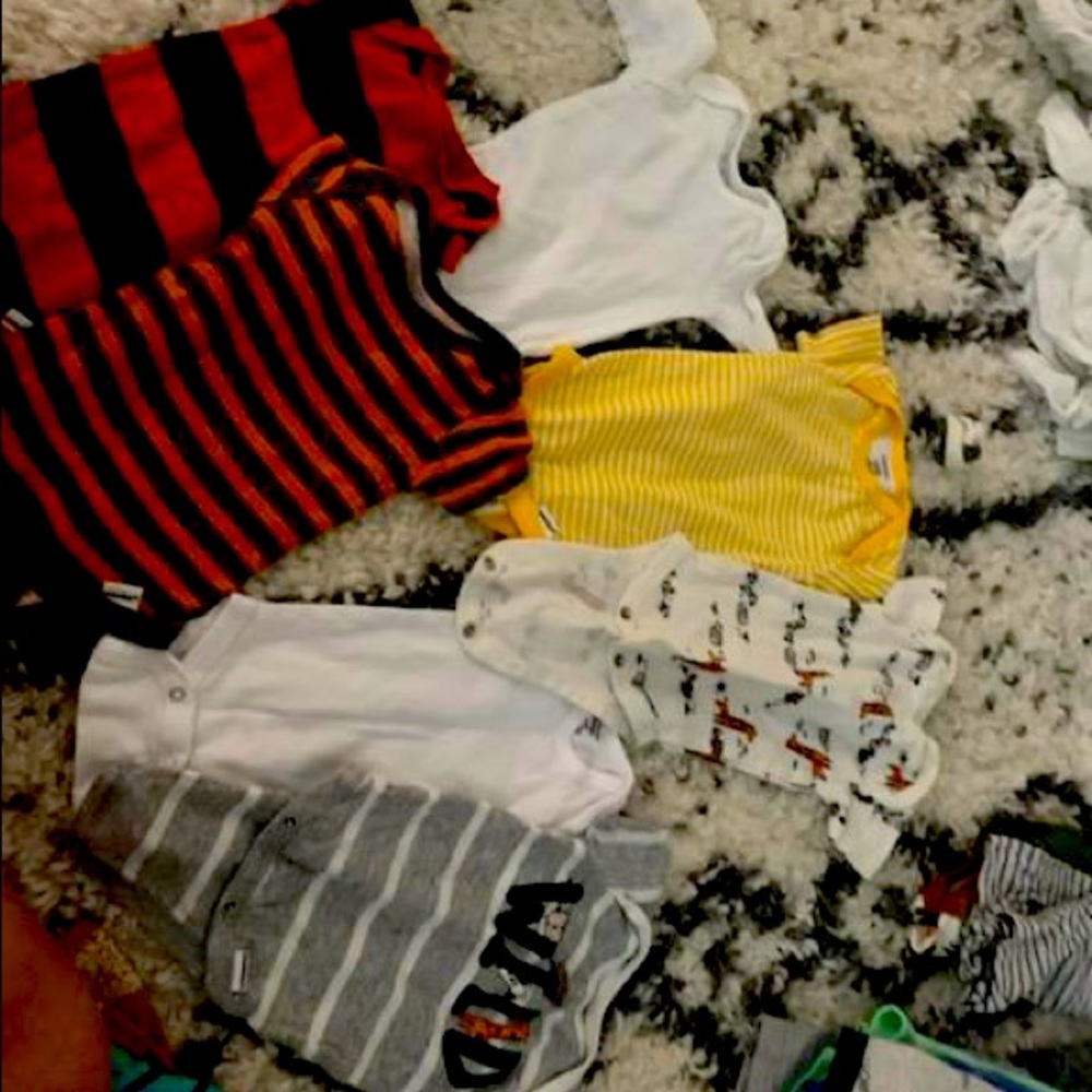 Lot of 0-3 month clothes